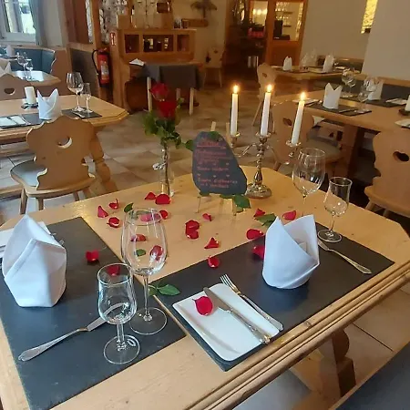 ホテル Restaurant Lindenhof
