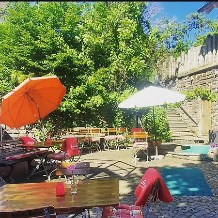 ホテル Restaurant Lindenhof 3*