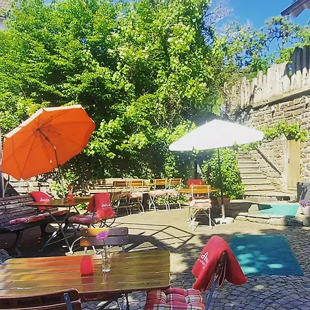 Restaurant Lindenhof ホテル