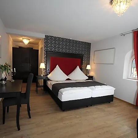 Restaurant Lindenhof 3*