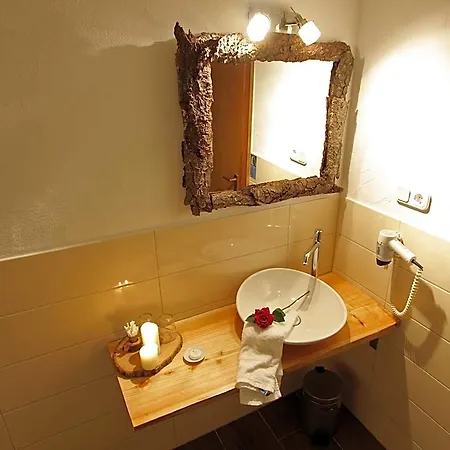 Hotel Restaurant Lindenhof 3*
