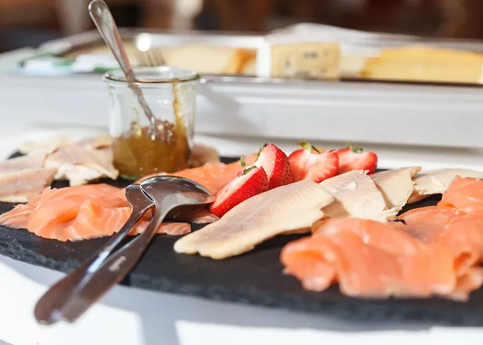 Hotel Restaurant Lindenhof 3*