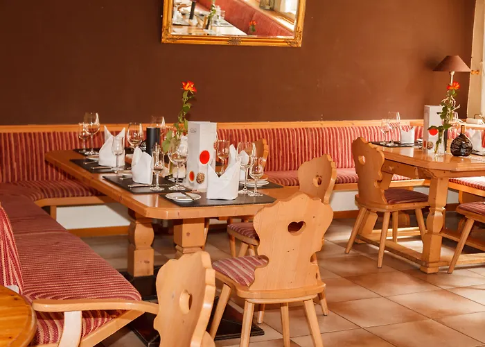 Hotel Restaurant Lindenhof 3*